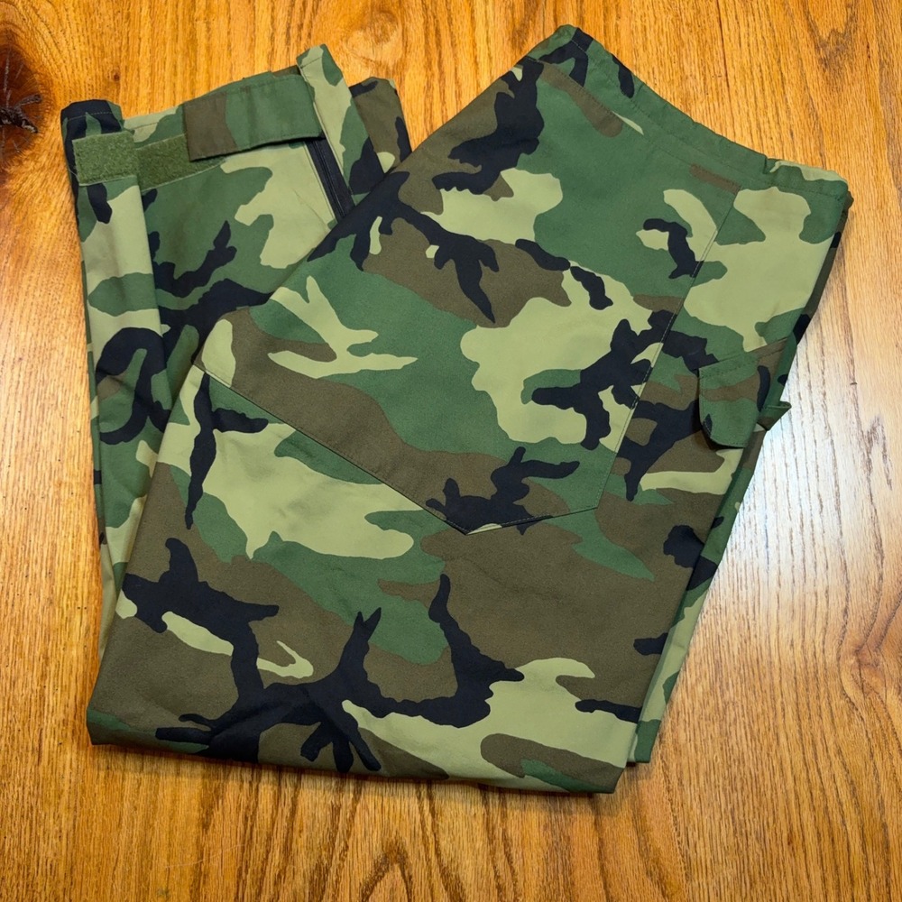 US Military ECWCS Cold Weather GORETEX Camouflage Trousers Men's Large Regular